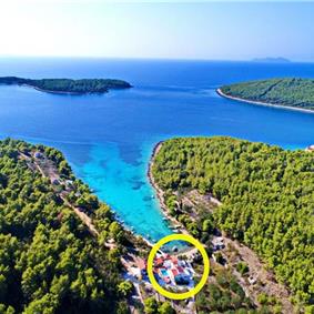 6 Bedroom Beachfront Villa with Heated Pool near Vela Luka on Korcula Island, Sleep 12